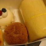 SAWAI - ロールケーキ、シュークリーム、レアチーズケーキ、フロマージュ