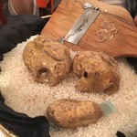 ビストロ ダイア - １kg=60万円の白トリュフ