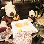 トリントン　ティールーム - 注文したのは、トリントンのプレザーブセット960円
      (ホイップクリーム　トリントンの気まぐれプレザーブ
      クランペットorウェルシュケーキ計2枚
      お好みの紅茶orコーヒー)