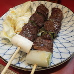 やまちゃん - 牛サガリ串焼き（2本セット）