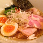 饗 くろ喜 - 特製の豪華な彩り鮮やかなトッピング