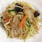 金龍 - 上海風焼きそば￥700※オイスターソースと黒胡椒が効いています。