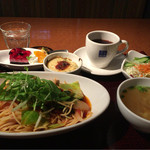 草木万里野 - パスタBセット(ホタテと野菜のトマトソース)