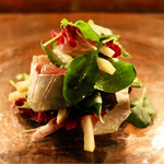 ファイ - 鯖とリンゴとパクチーのサラダ仕立て