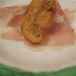 トラットリアビコローレヨコハマ - クリームチーズ、牡蠣、生ハム、マッシュルームカツレツ