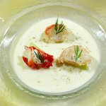 コムシコムサ - フランス産ホワイトアスパラガスの冷たいスープ