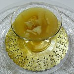 コムシコムサ - ウニ・湯葉・コンソメのジュレと人参のムース