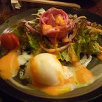 かっぱ - 牛タン温玉サラダ