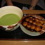 茶房いせはん - おうすとみたらし団子