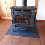 喫茶 ノラネコ - 薪ストーブ