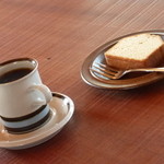 喫茶 ノラネコ - オツレサマはグァテマラとパウンドケーキ