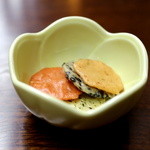 浜町藪そば - お通し「おかき」