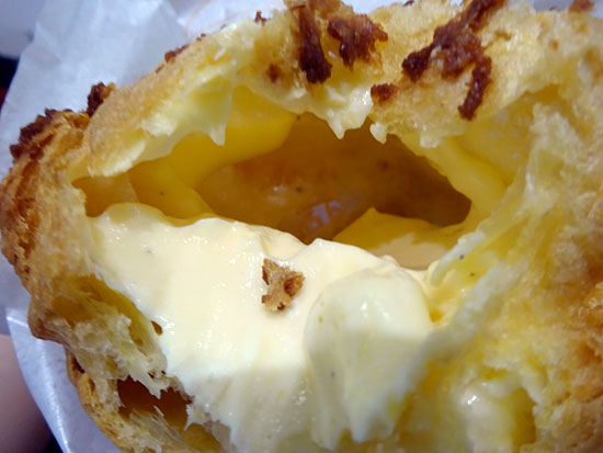 ビアードパパ イオンモール旭川西店 - 近文（シュークリーム）の写真