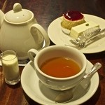 西洋菓子 しろたえ - 2016年1月吉日