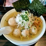 らーめん 稲荷屋 - 味玉塩ラーメン　850円
