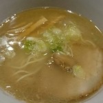 なるとや - 塩ラーメンの麺少な目