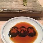 銀座 鮨 かねさか - 新年らしい醤油皿