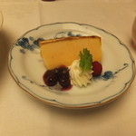 旅亭半水廬 - 濃厚なチーズケーキ