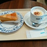 ドトールコーヒーショップ - ショコラ・オランジェ(ホット)Sサイズ、かぼちゃのタルト　