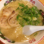 博多玉 - ラーメン  500円。