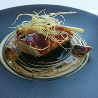 モダンフレンチ 「コラージュ」 コンラッド東京 - 地鶏のローストトリュフと冬野菜でシンプルに』食材、調理法、ソースの全てがﾐｽﾏｯﾁ+史上最低のﾎﾞﾙﾄﾞｰの赤とか…