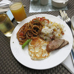 Howard Johnson Resort - 