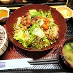 Ootoya - 炭火焼きバシルチキンサラダ定食￥865