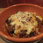 ハマヅィ - 安納芋と紫人参のトマトソースグラタン