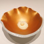 アビス - ランチコース 5100円 の真珠に見立てたドライパイナップル入りホワイトチョコレート