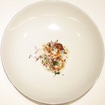 アビス - ランチコース 5100円 の焼き白子、フォアグラのソテー、カリフラワーのピューレ、生カリフラワー、アマランサス葉添え