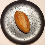 アビス - ランチコース 5100円 のパン