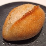 アビス - ランチコース 5100円 のパン