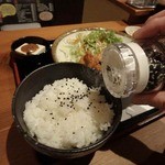 亭久五 - ご飯のお伴、定食屋の定番　振り掛け