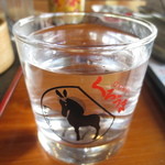 ひむかのくろうまのお湯割り　400円(税別)