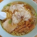 陶龍飯店 - ワンタン麺