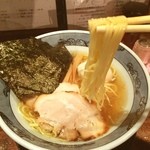 藤堂 - いつもはつけ麺だから、あったかいラーメン食べるの久しぶり
                                塩ラーメン のりトッピング(^o^)/