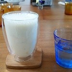みんなのコーヒー - 天気良かったので自転車で訪問、甘いものでバナナジュース400円にしてみました。