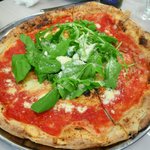 ピッツエリア エ トラットリア ダ イーサ - 09 MARGHERITA CON SCMORZA