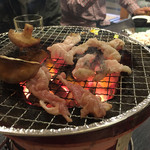 塩焼きホルモン 剛 - 2016年1月中旬 塩ホルモン、鶏のせせり、椎茸。