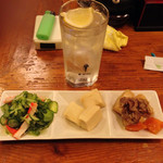 姫だるま - 付き出し『蟹蒲鉾胡瓜揉み』＋『高野豆腐』＋『肉じゃが』