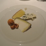 ラ・トルテュ - フロマージュ　ヴァランセ、ロックフォール、モンテサルド