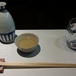 JapaneseBarKATSU - 【H27.1.16】＠２階。先ずは竹鶴の熱燗で。