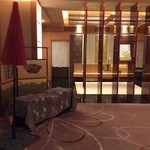 旬彩 猪名野 - 館内はふかふかじゅうたんで高級感にあふれています☆