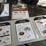 The 33 Tea＆Bar Terrace - メニューも可愛い。ランチタイム、ティータイムは紅茶が中心、バー営業ではシャンパンが楽しめるとのこと