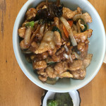 桂山 - ランチセットの豚バラ丼