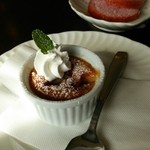 イワジン喫茶室 - イチゴのクラフティ