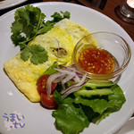 楽屋 - 「きのこと豚ひき肉のタイ風オムレツ」　８２０円