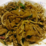 楽屋 - 「タイ醤油の太麺　パッ・タイ」　９７２円