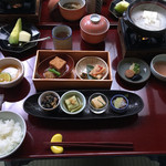 湯涌温泉 湯の出旅館 - 