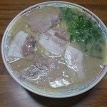 大臣閣 - ラーメン大盛650円（2015.12）